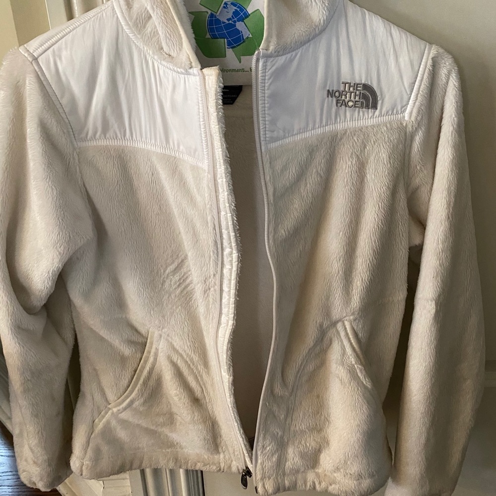 North face fuzzy jacket